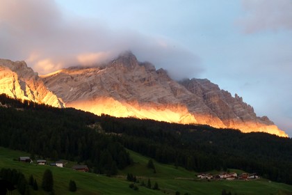  vergrößern / ingrandire 