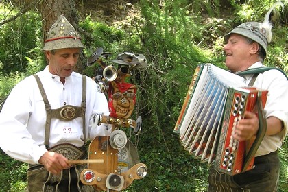  vergrößern / ingrandire 