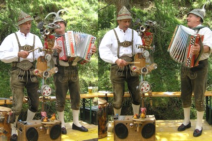  vergrößern / ingrandire 